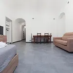 La Cisterna Dei Rolli